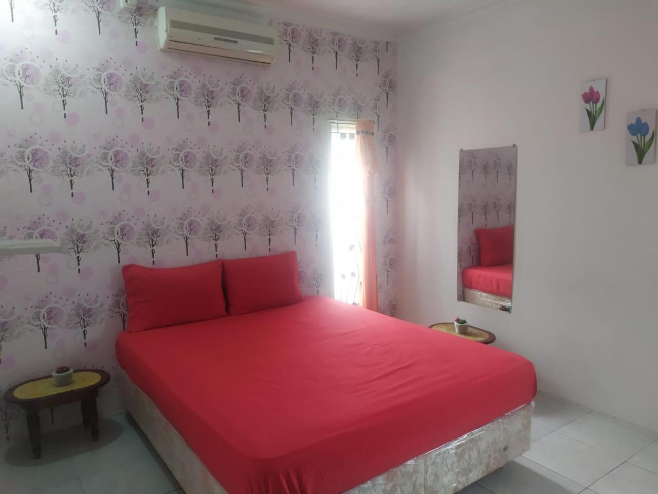 Endah Homestay Syariah Purwokerto Zewnętrze zdjęcie