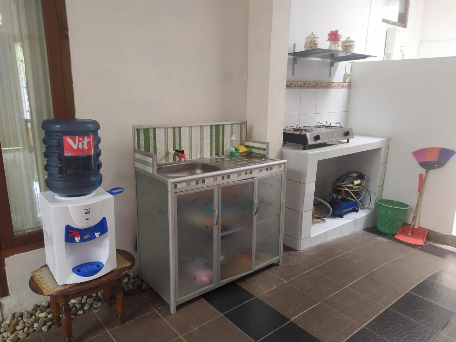 Endah Homestay Syariah Purwokerto Zewnętrze zdjęcie